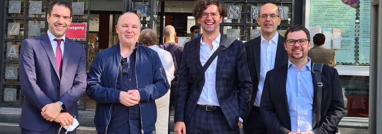 Wiener Delegation mit Thorsten Munivrana vor Landesbibliothek Berlin